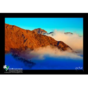 合歡山雲霧暮色